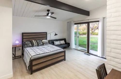 Granite Hills Villa | Fantastic villa with guest house, giant pool, golf