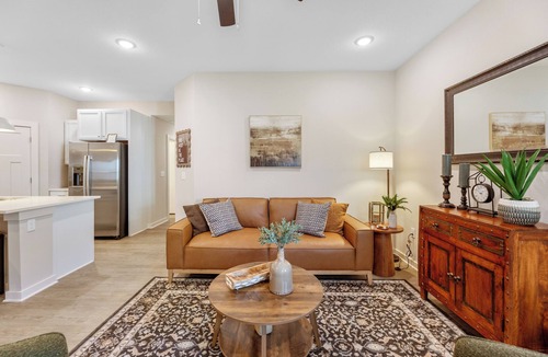 Wichita House | Fenced Backyard W/W&D + Garage. South ICT!