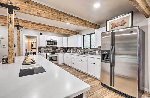 Munds Park Cabin | Fire Pit + ATV Trail Access: Munds Park Cabin!