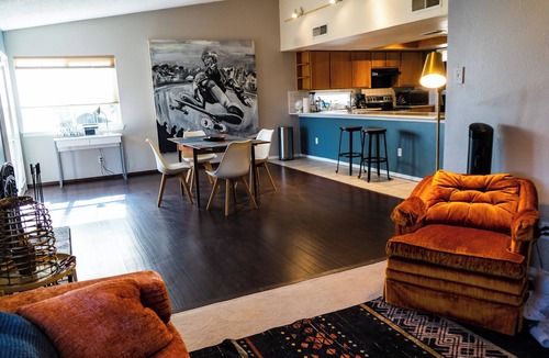 Northeast Heights House | Foothills Retreat: Views, Local Art, Freeway Access & Peaceful Trails