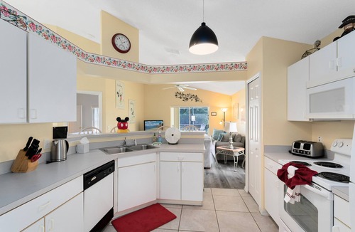 Sunridge Woods Villa | Four Bed Located in Davenport only minutes to Disney