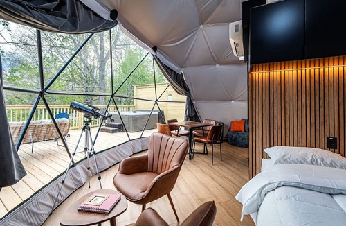 Bluewell Cabin | Geodesic Dome Retreat with Hot Tub & Fire Pit in Bluefield, West Virginia