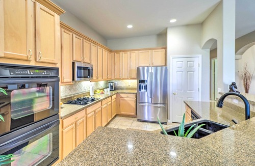 Palm Valley House | Golfer Oasis w/Pool & Putting Green in Goodyear!