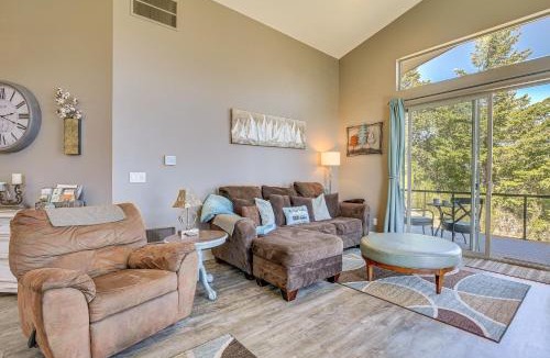Carson House | 'Gorge Retreat' - Modern Carson Home w/Mtn Views!