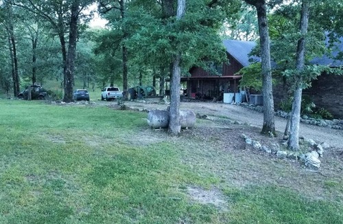 Hatfield House | Granny & Pap’s place, 3 bedroom retreat in the heart of the Ouachita mountains