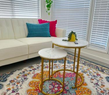 Cottonwood-Verde Village Villa | Grape Escape Winerys Sedona Cottonwood and Jerome