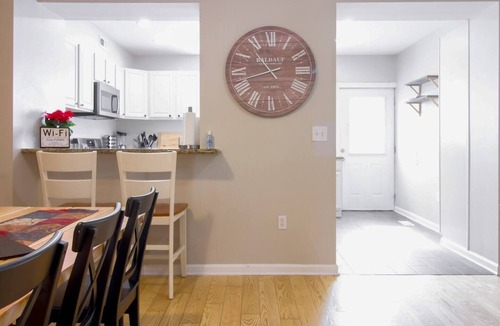 Trinidad Bed & Breakfast | Gray Place | Walk Score 90 | Sleeps 12