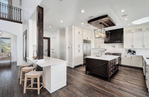 Gulf Pines House | Gulf-Front Home w/Infinity Pool and Games