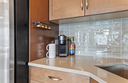 Victoria Park Condo | Heart of Downtown Calgary Luxury Condo with Stunning Views and Premium Amenities