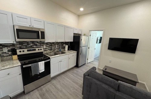 Globe Apartment | Historic Broad St Apt in Upton’s Confectionery