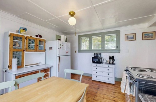 Trevett Cabin | Historic riverfront home with boathouse & private dock - dogs OK