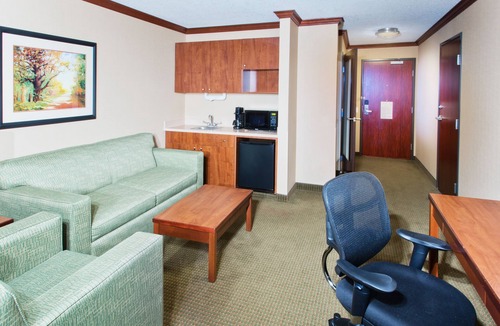 Uptown Hotel | Holiday Inn Express Hotel & Suites Portland-NW Downtown by IHG