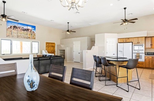 Apache Junction House | HOT Stunning Views Covered Patio Putting Green