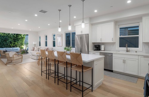 La Jolla Mesa House | Incredible Newly Styled Single Family Beach Home
