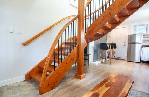 Departure Bay House | Island Getaway Treat Yourself & Create Memories Books Games Hot Tub