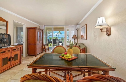 Wailua House | Islander on the Beach ONE-BEDROOM unit #308, Top floor, incredible Ocean Views