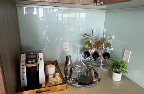 Victoria Park Condo | Jr. Penthouse Style DT Condo next Door to Bmo Center/Saddledome. Best balcony!