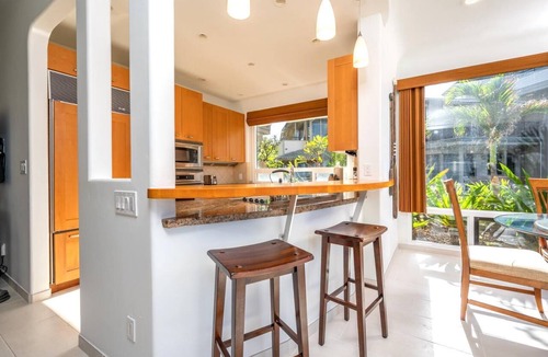 Napili Condo | Kapalua Bay Villas | Oceanfront 1 BR, Sleeps 4 | Car Incl. w/6+ Nights | KBV-28G2 by KBM