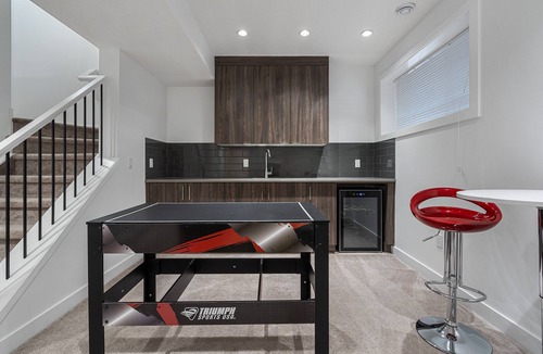 Kensington House | Kensington Calgary Home, 4BR Sleeps 8, Great for Groups