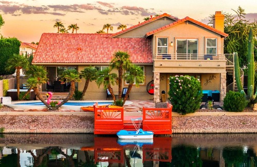 Arrowhead Lakes House | Lakefront w/Pool & Hot tub & Boat & Gym & Massage
