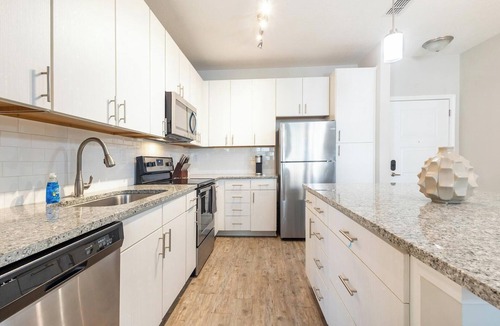 Land O' Lakes Apartment | Landing | Amazing 2BD, Clubhouse, Gym