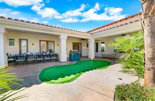 Thousand Palms House | Large Acreage, Pool, Spa, Indoor and Outdoor Games