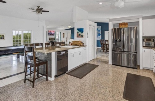 Key Largo House | Large Oceanfront Private Oasis perfect for a Wedding, Family or Corporate Event