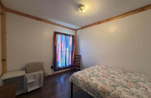 Monson Hostel | Leapin leanas