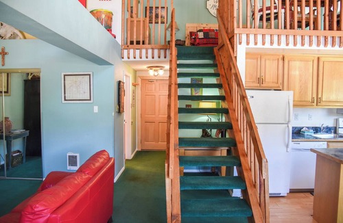 Red River Condo | Lift's West #205- Meyer's Amali-Inn