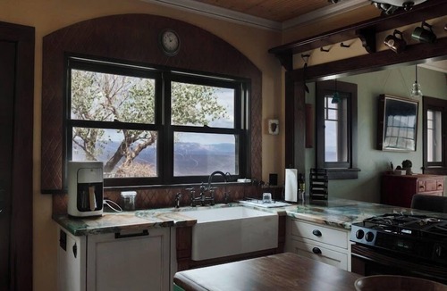 Jerome House | Little Daisy Historic Villa Sleeps 8 Sedona Views