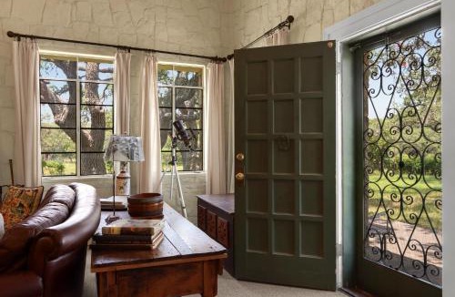Spring Branch House | Live Oak Ranch