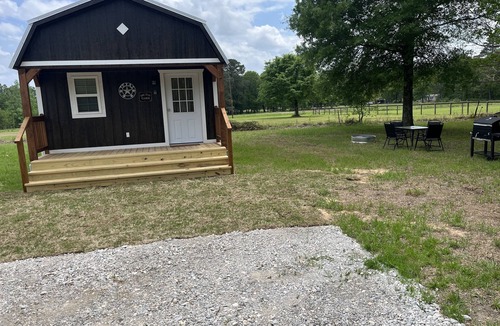 Maud Cabin | Lone Star Cabin