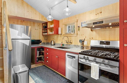Saint George House | Long Cove Retreat | Two Cottages, 3BR/2BA, Sleeps