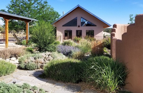 Mancos House | 'Luna Mesa' 5 minutes from Mesa Verde National Park & 35 minutes from Durango