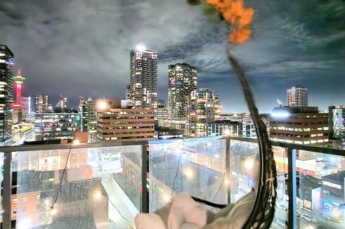 Connaught Apartment | Luxurious Downtown condo with spectacular views
