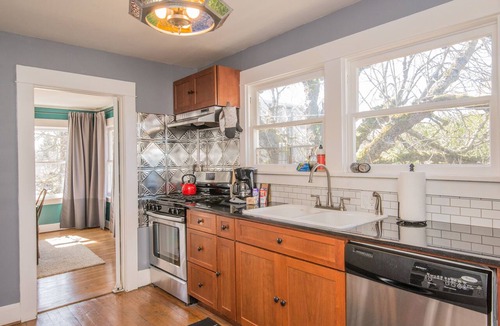 Belmont House | Luxury 3-Bedroom Home In Heart Of Portland Near Everything