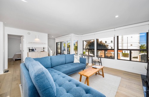 Peninsula House | Luxury 4 Story home next to Alamitos Yacht Club. Steps to Beach and Bay.