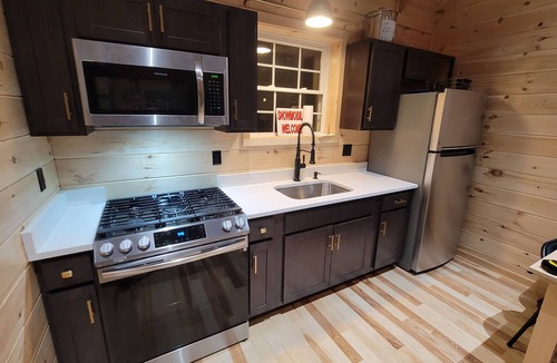 Jackman Cabin | Luxury custom built cabin in Jackman WITH DIRECT TRAIL ACCESS FOR POWERSPORTS
