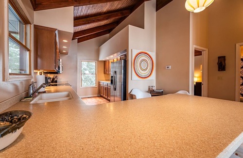 Hico Cabin | Luxury home on The Meadow River with stunning view of the river canyon