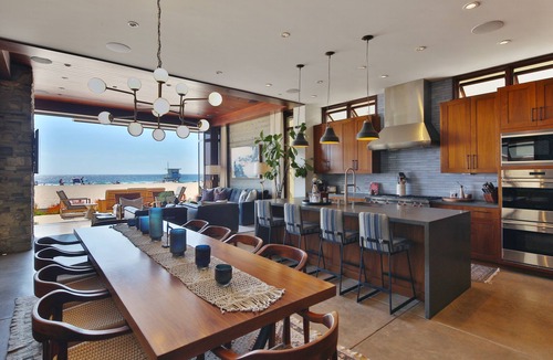 The Strand House | LUXURY OceanFront on the HermosaStrand, just like the FourSeasons-30day min!