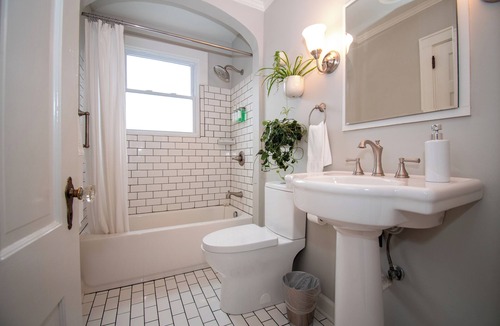 Richmond House | Luxury on Main/North