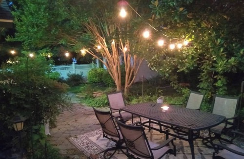 Cambridge House | Luxury on the river, steps to downtown &boat ramp!