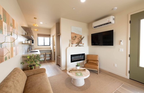 Apache Junction House | Lyra 02: A luxury studio with outdoor soaking tub and deck, Lyra #2