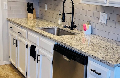 Taylor Ranch House | Marvelous 3-bedroom house with a GameRoom in Albuquerque.