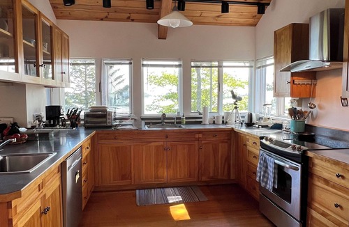 Tenants Harbor House | Mid-coast Dream- Beautiful Oceanfront home with spectacular views!