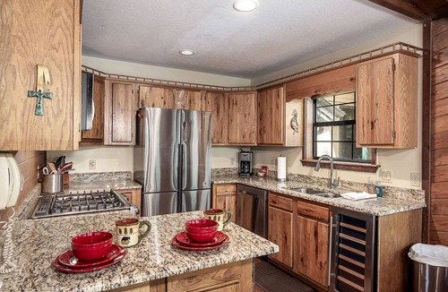 Ruidoso Cabin | Midtown Riverfront 4 | Cozy + Pet Friendly