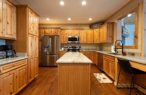 Chalet Village North Cabin | Million Dollar Views/Near Downtown Gatlinburg/New