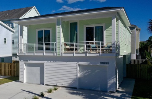Wilmington Beach House | Modern Duplex, Fenced Yard, Dogs OK, Easy Walk to Beach + Greenway
