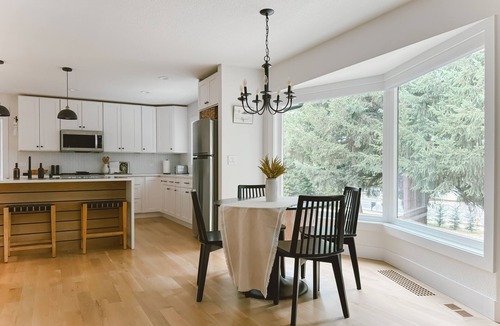 Hazel Dell House | Modern Forest Escape in the Heart of Vancouver