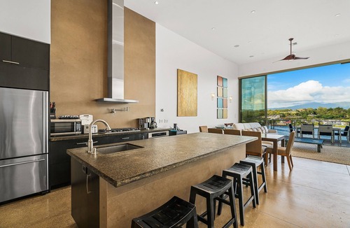 Lihue House | Modern Oceanfront Resort Living. Luxury Oceanfront Bedroom Suites. Sleeps 10!